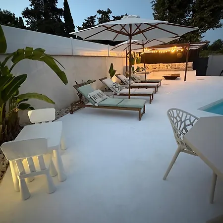 Villa Maison De Standing Proche De La Aimargues
