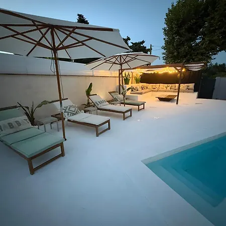 Maison De Standing Proche De La Villa *